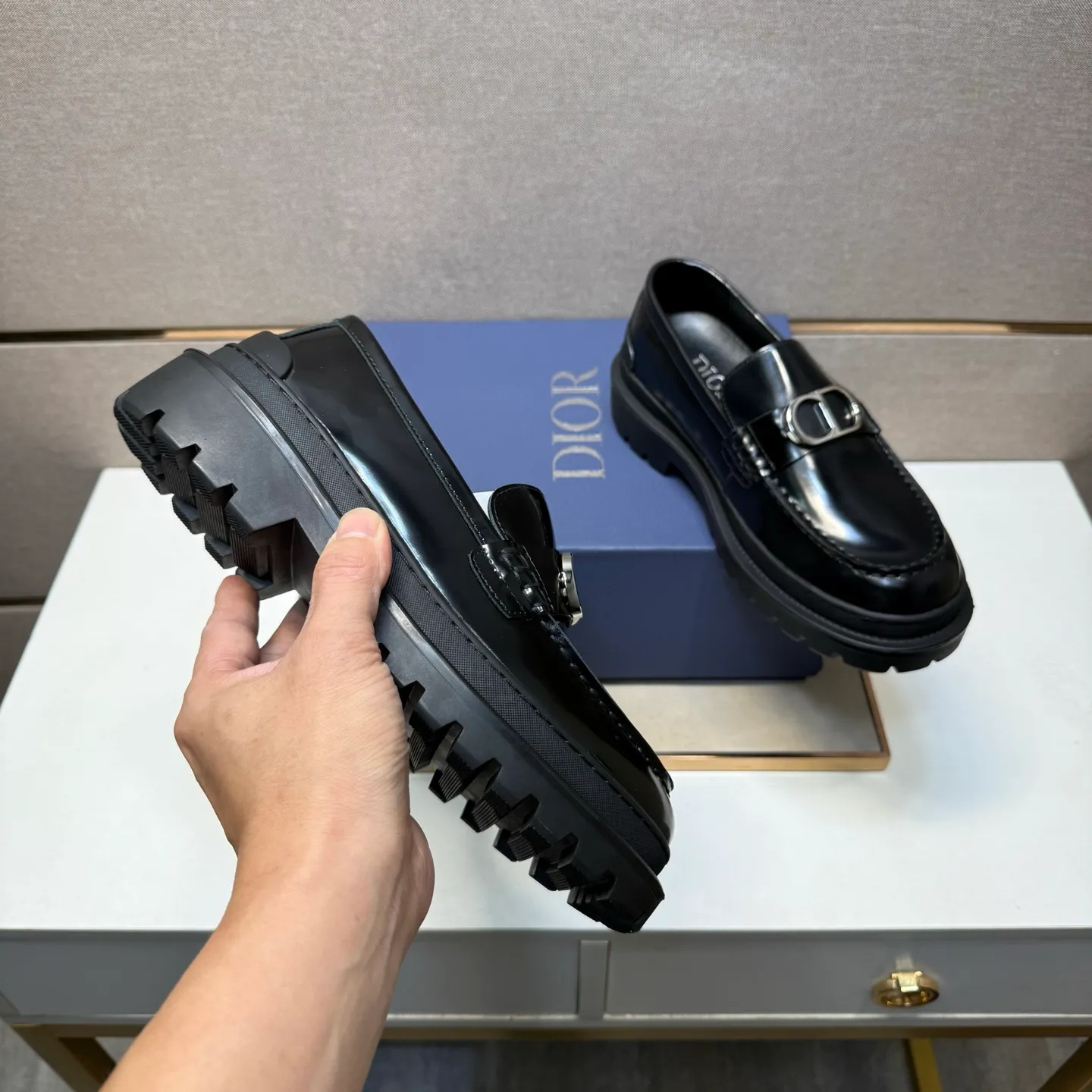 ⬛️Men's shoes 💰p442 [Dior~] Men's casual shoes 2025z cabinet sales simultaneously 🔶Size: 39-44 #️⃣ 🔷2 colors🔜The upper is made of multi-material splicing➕Genuine leather lining, comfortable and breathable, sole: original comfortable and wear-resistant outsole, ⚠️Real shot📱Photographed🎬The real thing is better📢📢📢
